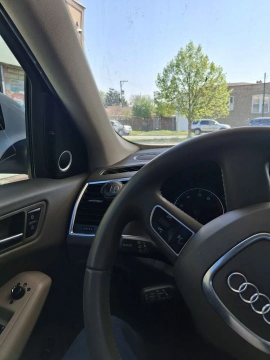 2011 Audi 8R Q5 - Image 4 of 12