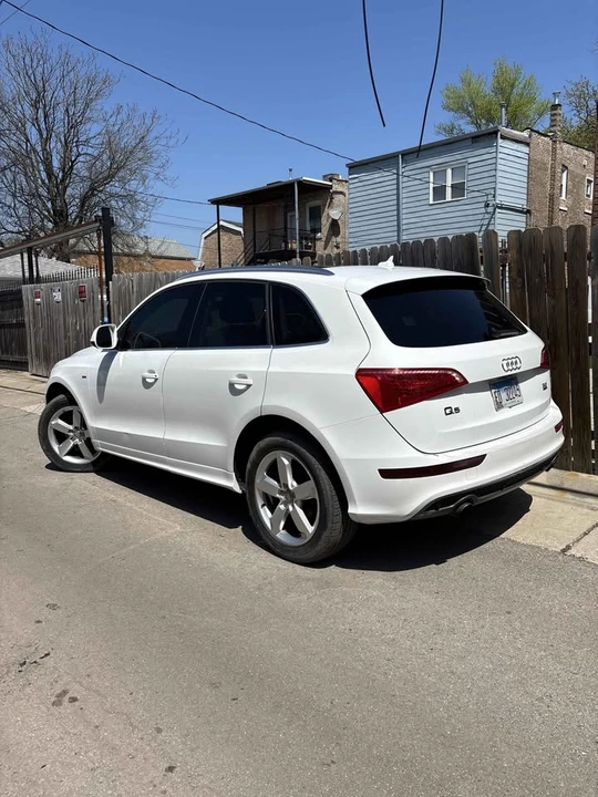 2011 Audi 8R Q5 - Image 11 of 12