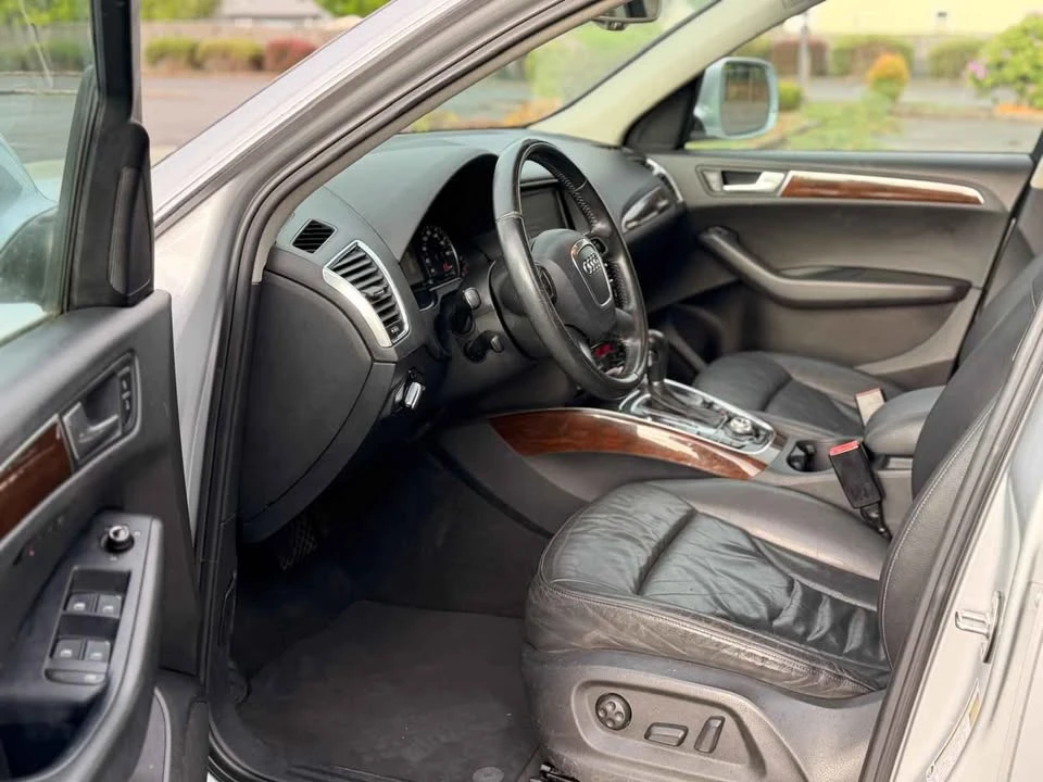 2011 Audi 8R Q5 - Image 6 of 18