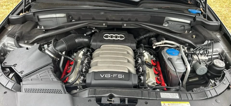 2011 Audi 8R Q5 - Image 8 of 17