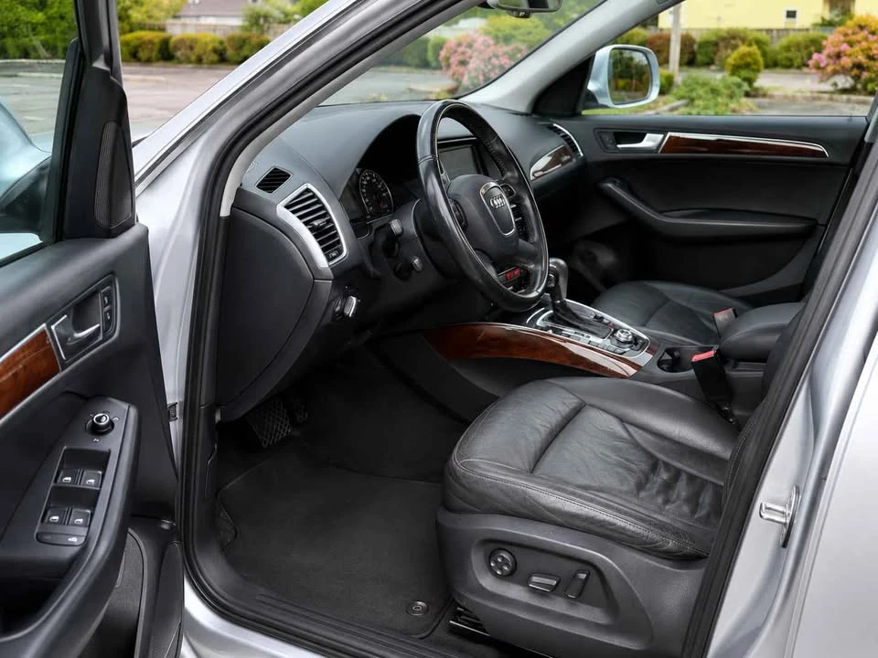 2011 Audi 8R Q5 - Image 5 of 10