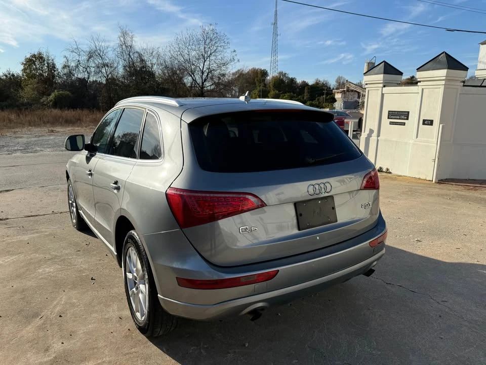 2011 Audi 8R Q5 - Image 8 of 16