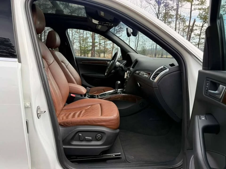 2011 Audi 8R Q5 - Image 12 of 17