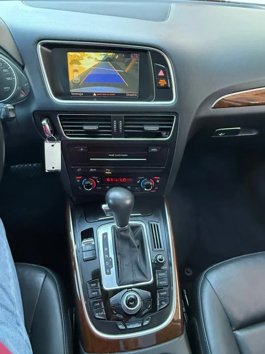 2011 Audi 8R Q5 - Image 11 of 20