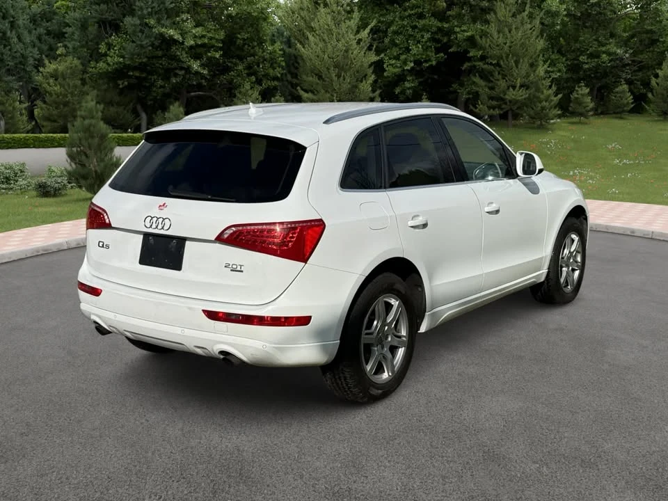 2011 Audi 8R Q5 - Image 2 of 8