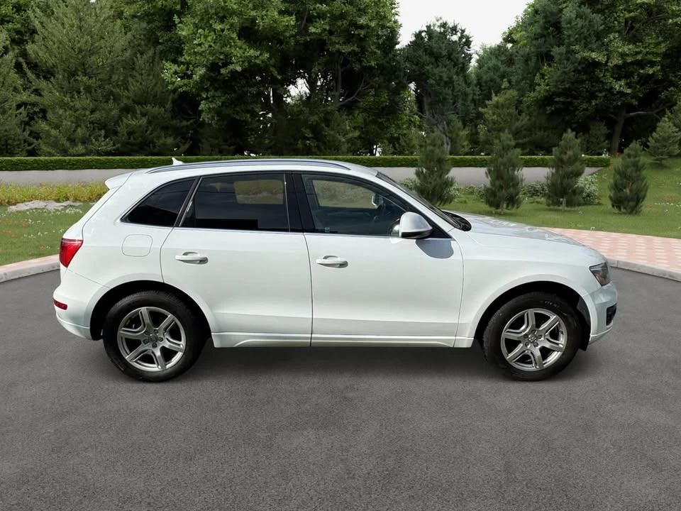 2011 Audi 8R Q5 - Image 3 of 8