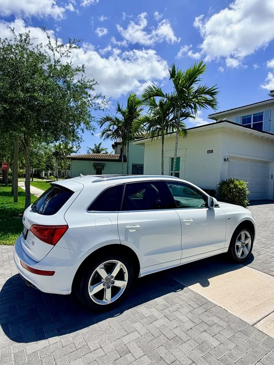 2011 Audi 8R Q5 - Image 7 of 8