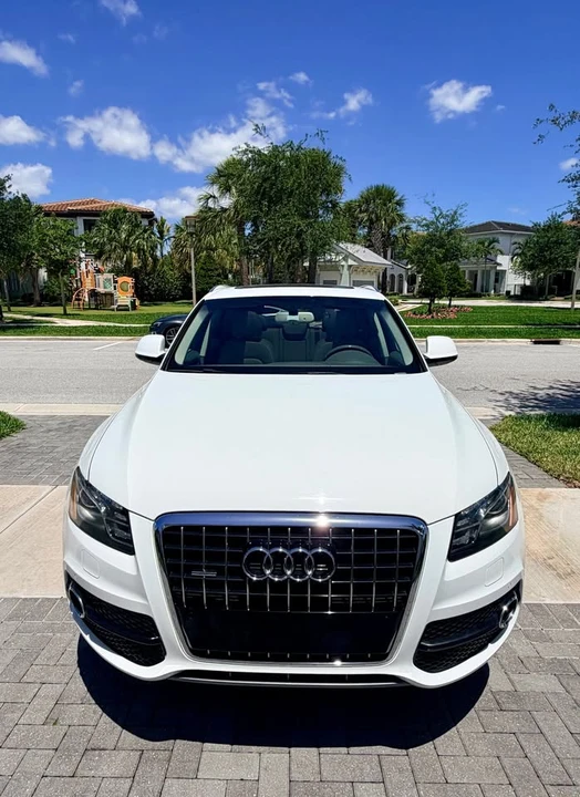 2011 Audi 8R Q5 - Image 2 of 8