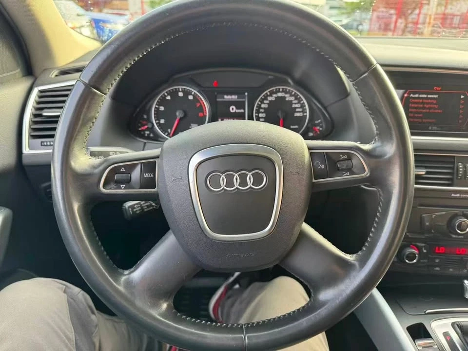 2011 Audi 8R Q5 - Image 13 of 18
