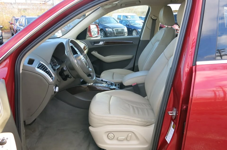 2011 Audi 8R Q5 - Image 10 of 20
