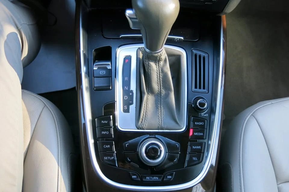 2011 Audi 8R Q5 - Image 18 of 20
