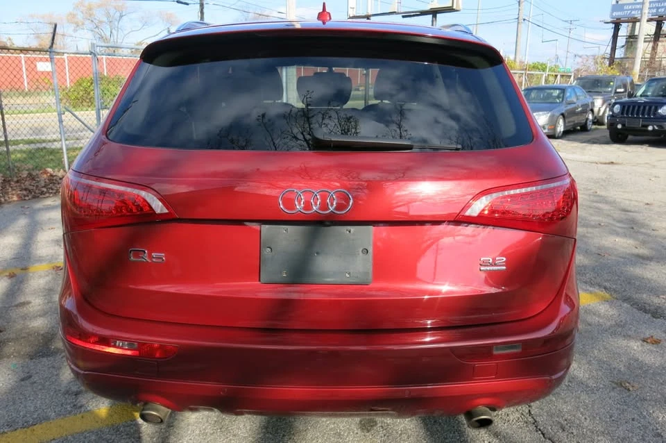 2011 Audi 8R Q5 - Image 8 of 20