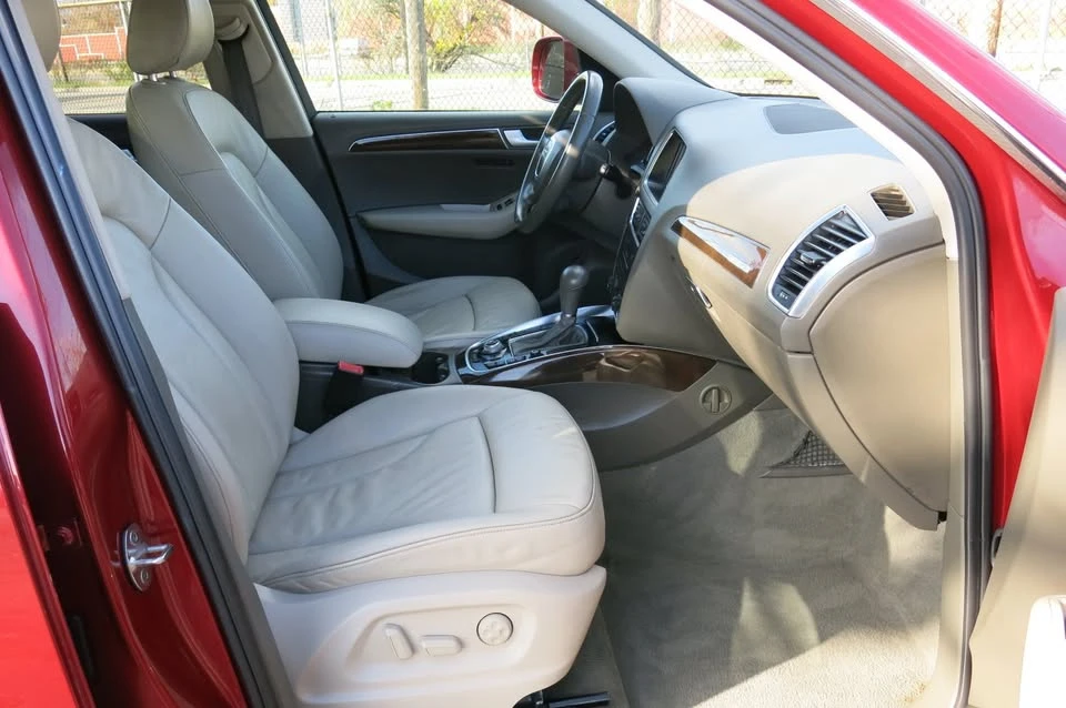 2011 Audi 8R Q5 - Image 11 of 20