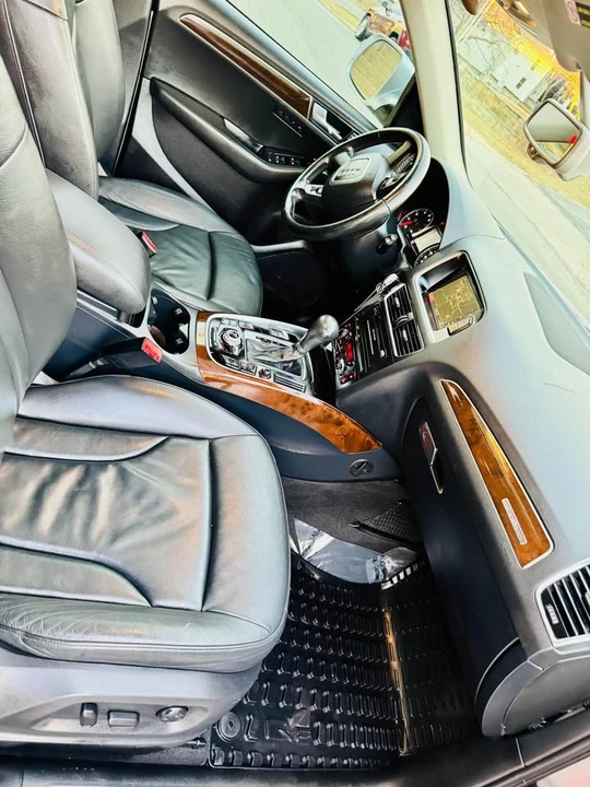 2011 Audi 8R Q5 - Image 19 of 20