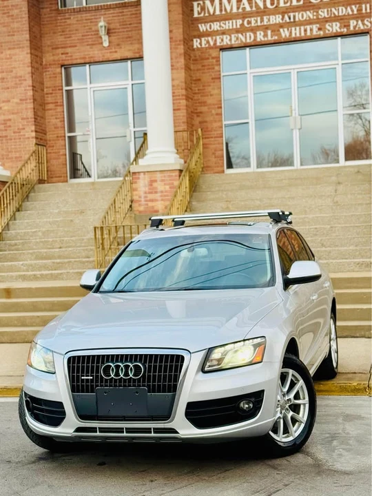 2011 Audi 8R Q5 - Image 2 of 20