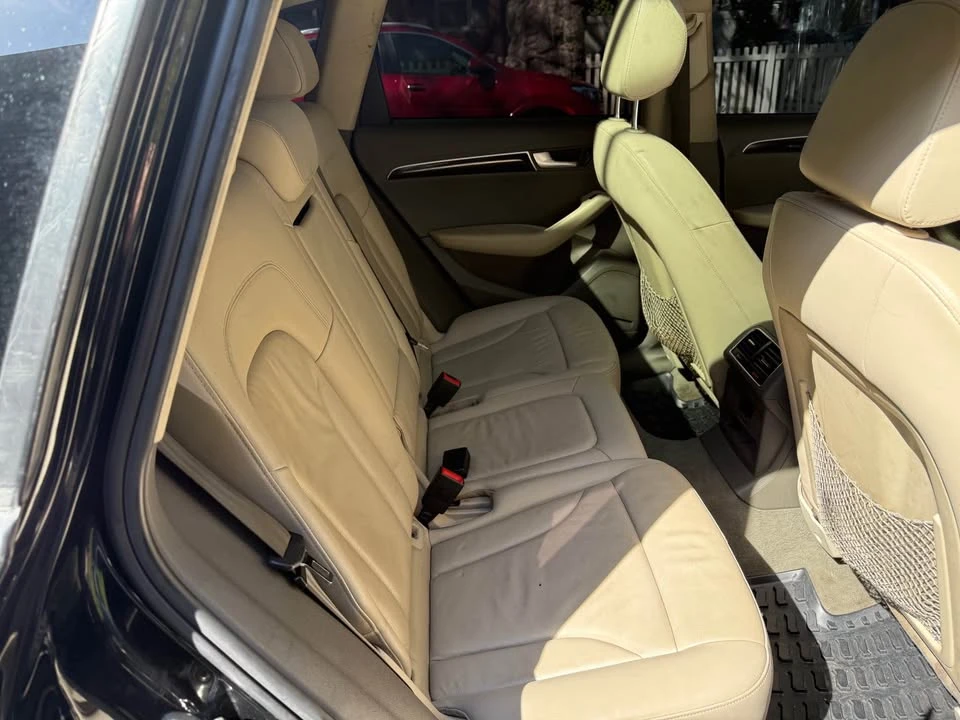 2011 Audi 8R Q5 - Image 6 of 6