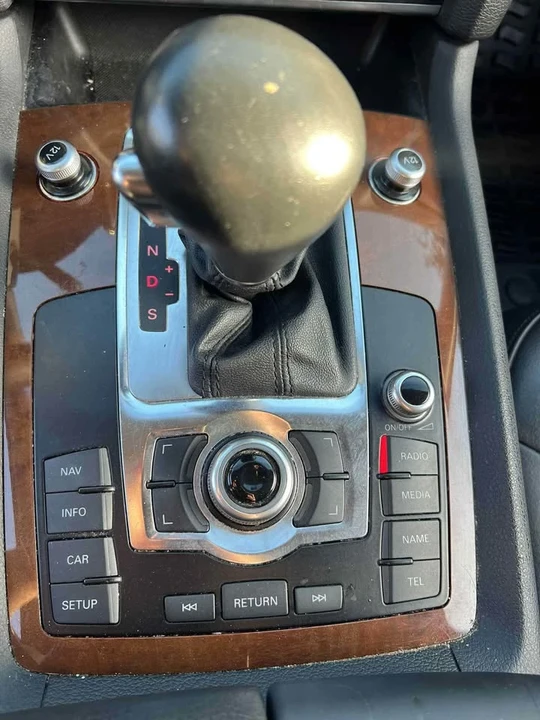 2011 Audi 4L Q7 - Image 9 of 15