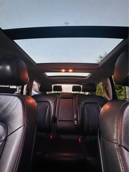 2011 Audi 4L Q7 - Image 7 of 16