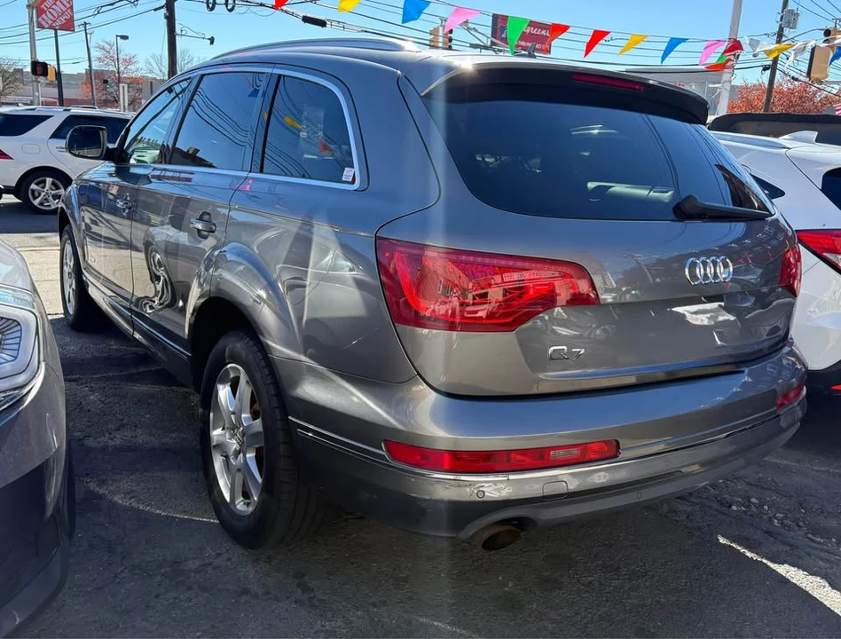 2011 Audi 4L Q7 - Image 2 of 5