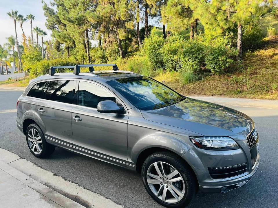2011 Audi 4L Q7 - Image 2 of 12