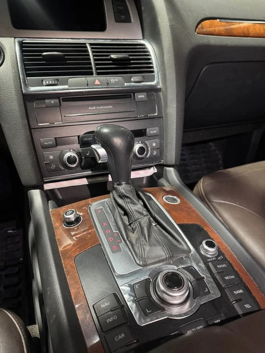 2011 Audi 4L Q7 - Image 6 of 16