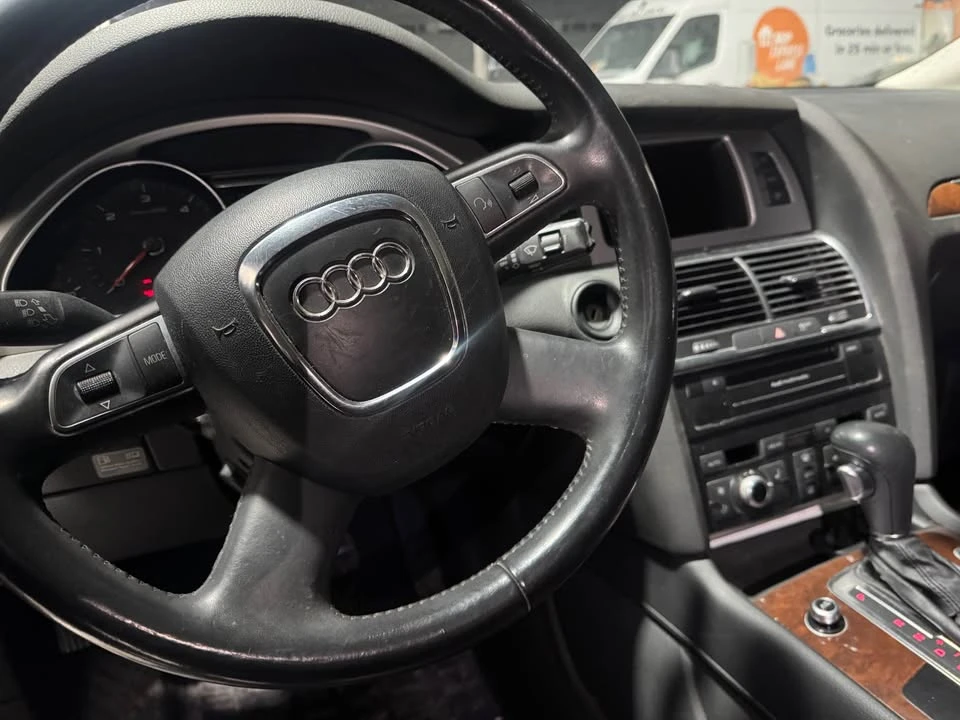 2011 Audi 4L Q7 - Image 9 of 16