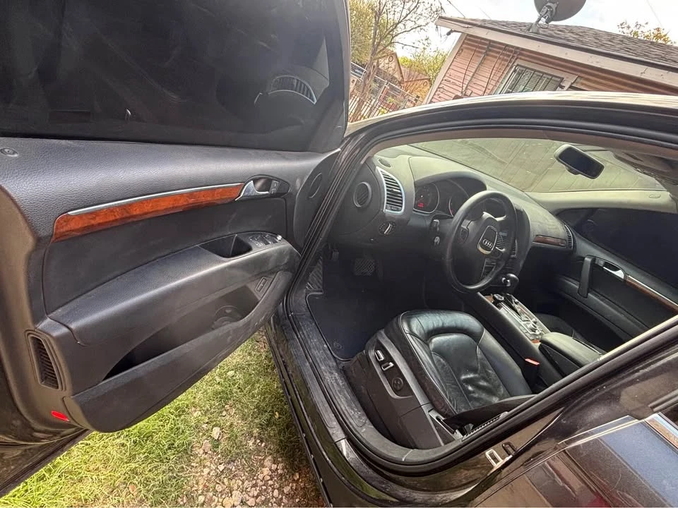 2011 Audi 4L Q7 - Image 2 of 8