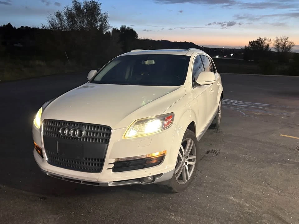 2011 Audi 4L Q7 - Image 2 of 8
