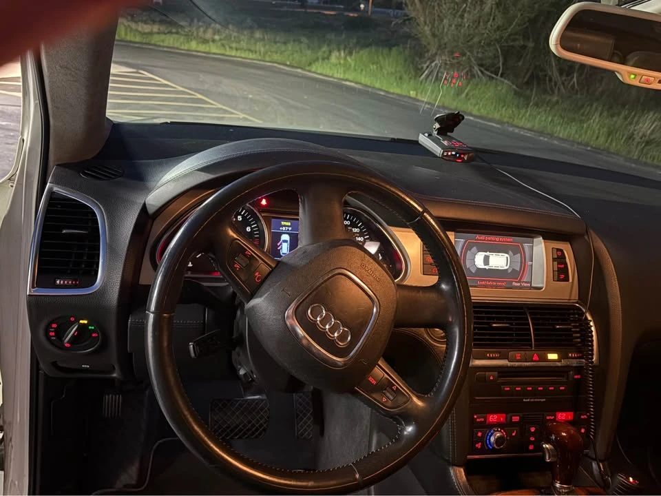 2011 Audi 4L Q7 - Image 6 of 8