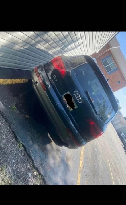 2011 Audi 4L Q7 - Image 2 of 8