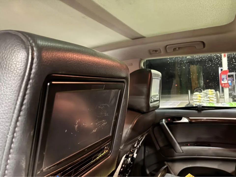2011 Audi 4L Q7 - Image 6 of 7