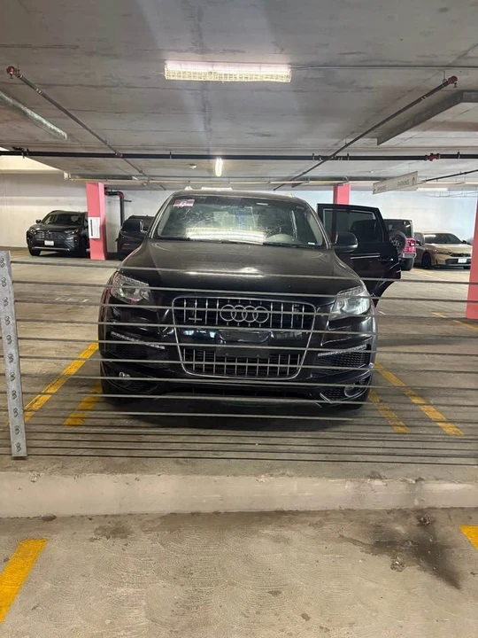 2011 Audi 4L Q7 - Image 2 of 7