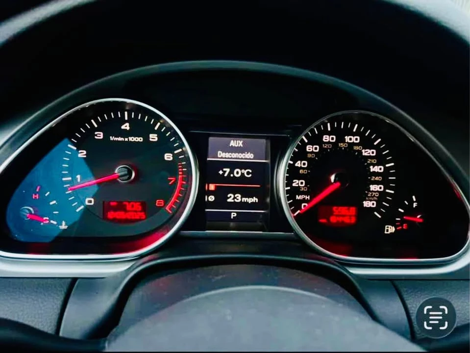 2011 Audi 4L Q7 - Image 9 of 17