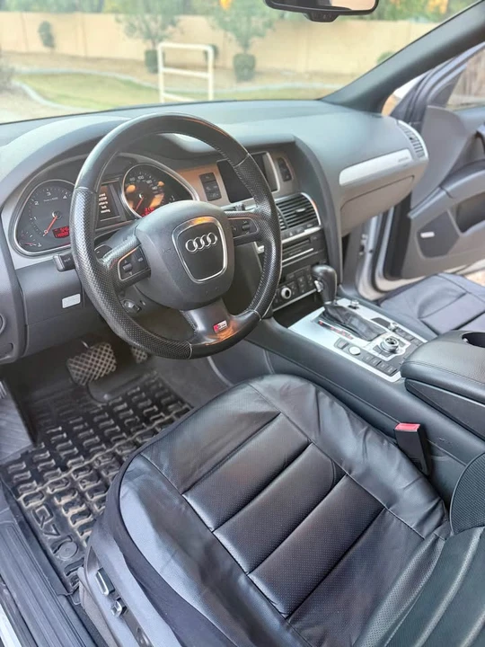 2011 Audi 4L Q7 - Image 5 of 10