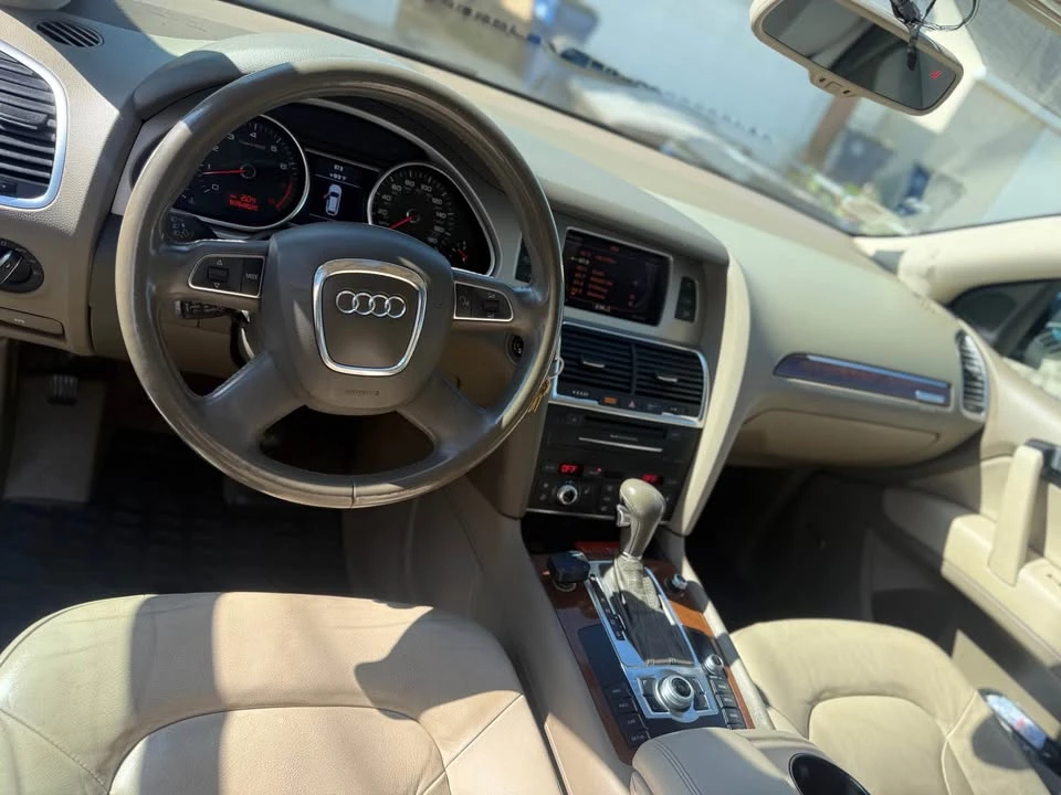 2011 Audi 4L Q7 - Image 4 of 8