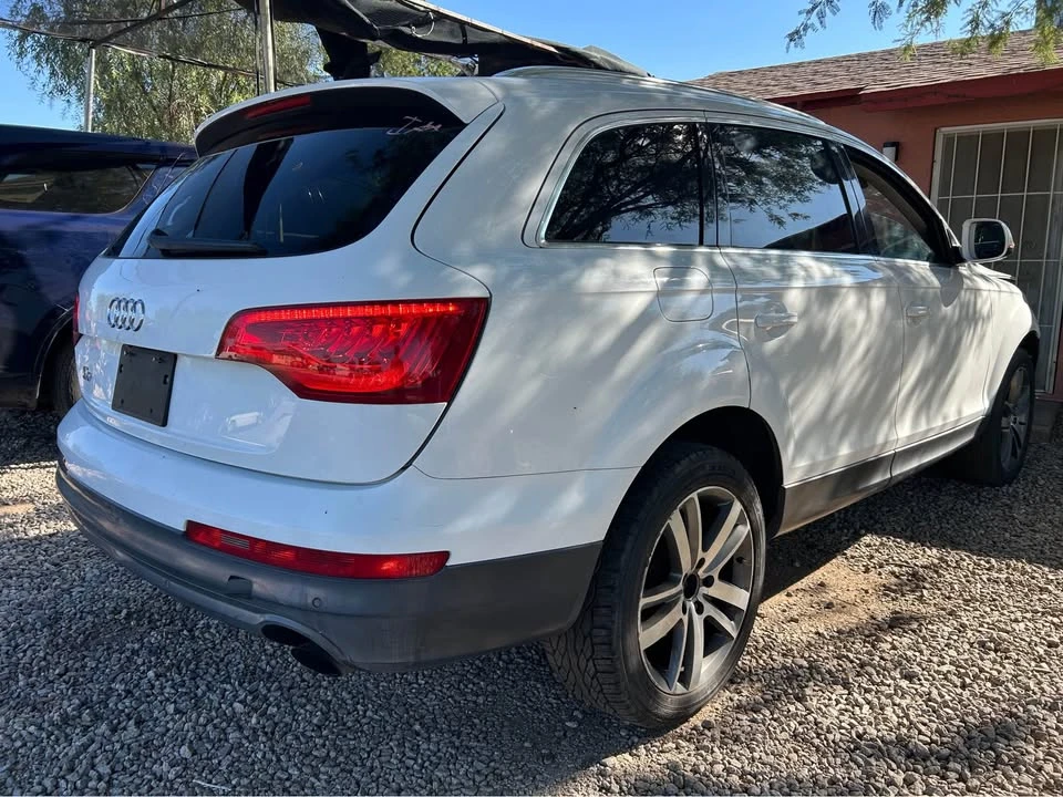 2011 Audi 4L Q7 - Image 3 of 10