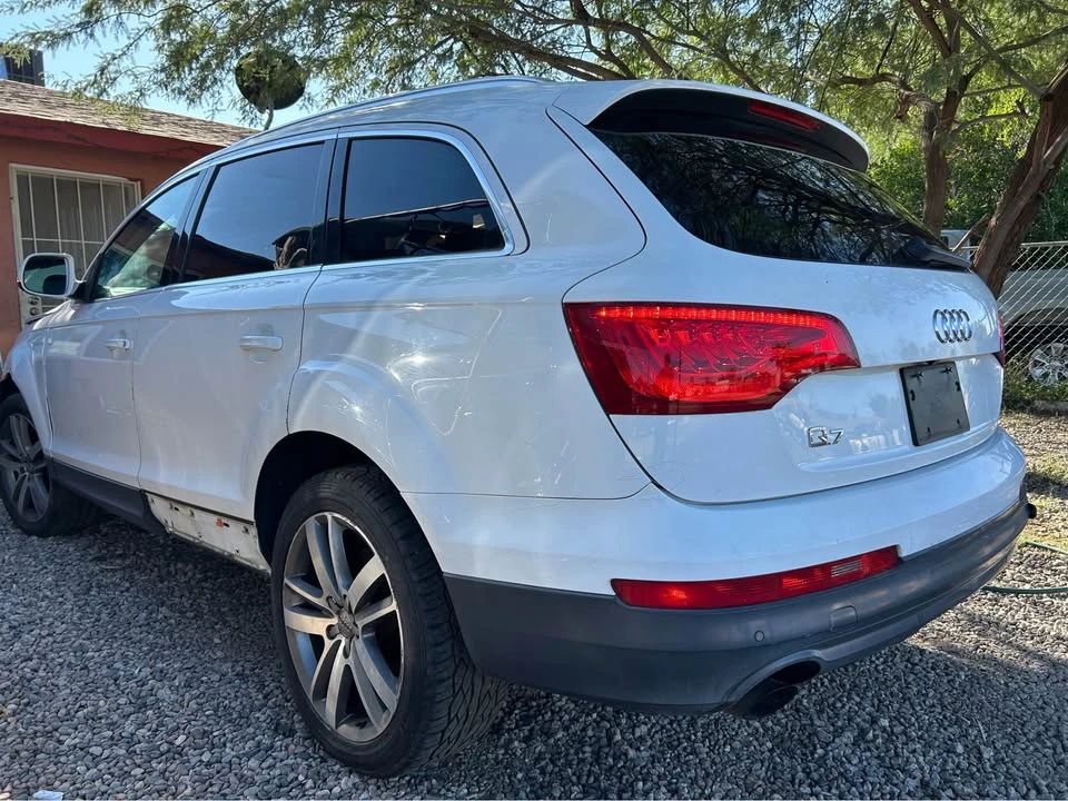 2011 Audi 4L Q7 - Image 2 of 10