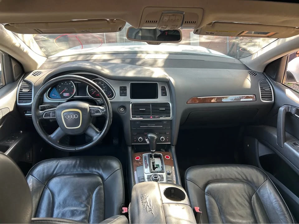 2011 Audi 4L Q7 - Image 6 of 10