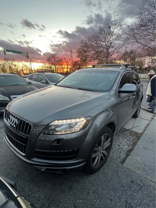 2011 Audi 4L Q7 - Image 2 of 16