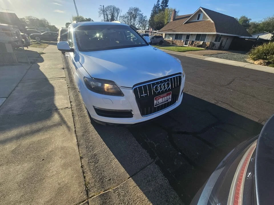 2011 Audi 4L Q7 - Image 8 of 8