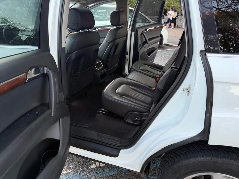 2011 Audi 4L Q7 - Image 6 of 16