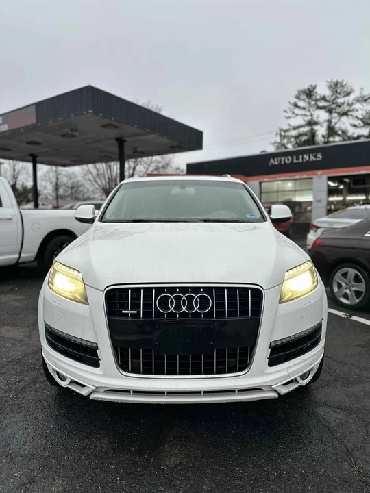 2011 Audi 4L Q7 - Image 2 of 14