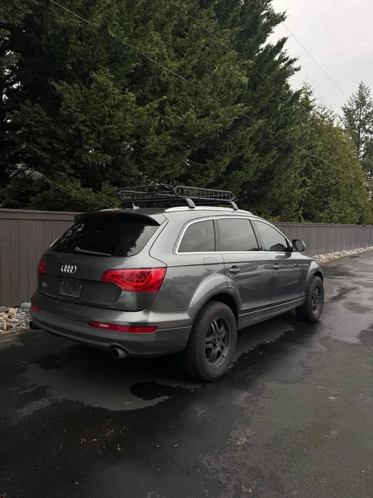 2011 Audi 4L Q7 - Image 2 of 10