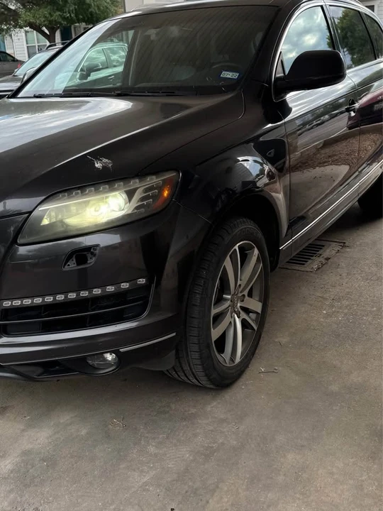 2011 Audi 4L Q7 - Image 2 of 12