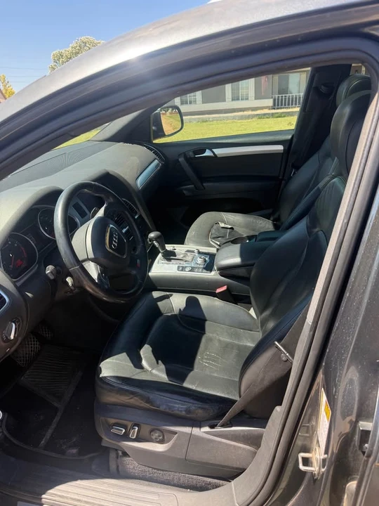 2011 Audi 4L Q7 - Image 2 of 8