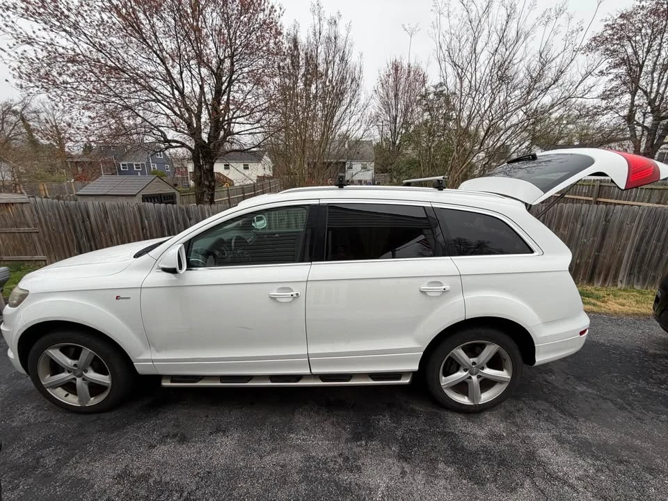 2011 Audi 4L Q7 - Image 2 of 8