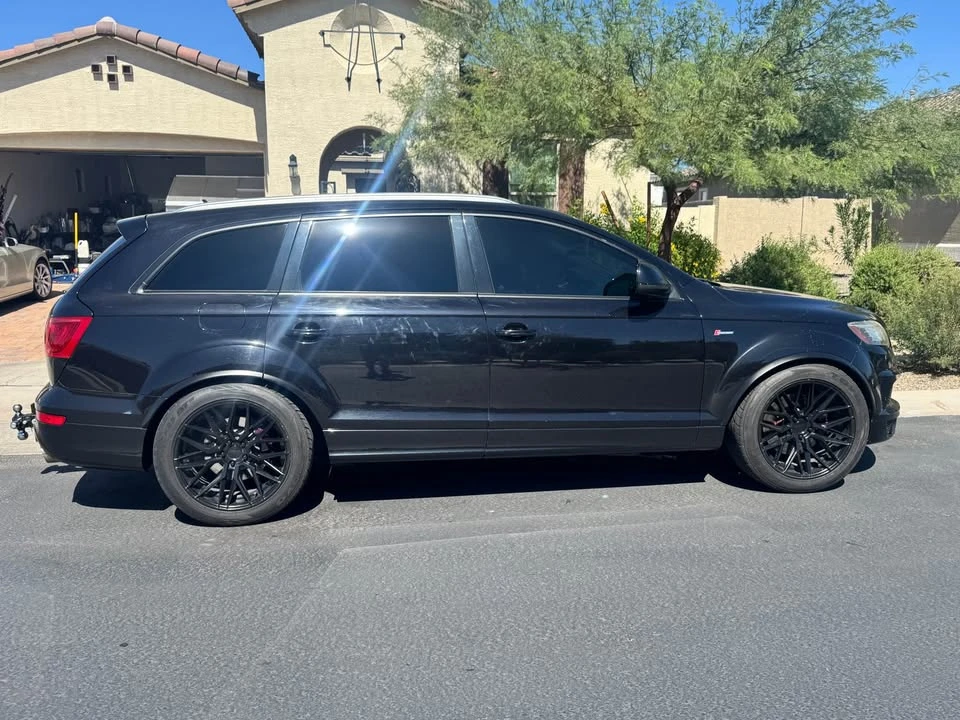 2011 Audi 4L Q7 - Image 2 of 6
