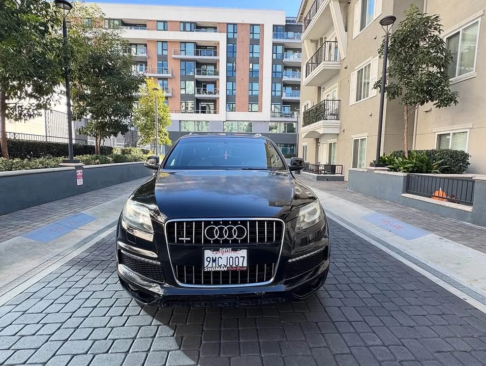 2011 Audi 4L Q7 - Image 2 of 9