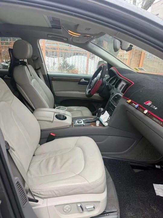 2011 Audi 4L Q7 - Image 9 of 9