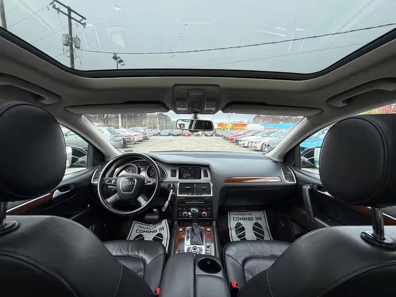 2011 Audi 4L Q7 - Image 8 of 20